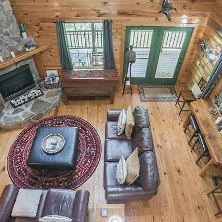 Tree Top Lodge - Gorgeous Lake Cabin With Hot Tub & Magnificent Views Of Forests And Mountains! Cabin Butler 외부 사진