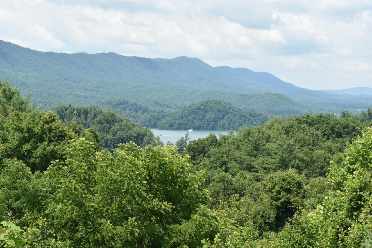 Tree Top Lodge - Gorgeous Lake Cabin With Hot Tub & Magnificent Views Of Forests And Mountains! Cabin Butler 외부 사진