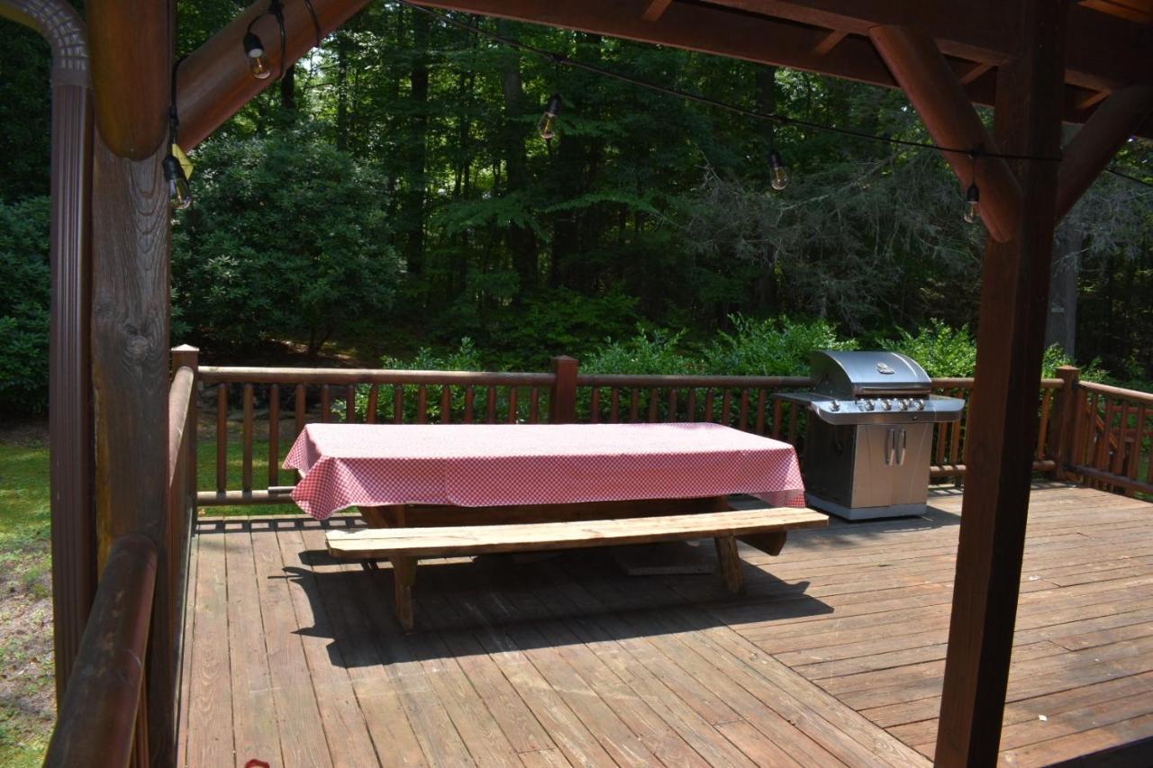 Tree Top Lodge - Gorgeous Lake Cabin With Hot Tub & Magnificent Views Of Forests And Mountains! Cabin Butler 외부 사진