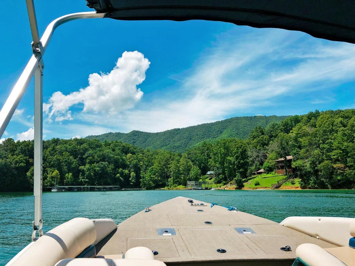 Tree Top Lodge - Gorgeous Lake Cabin With Hot Tub & Magnificent Views Of Forests And Mountains! Cabin Butler 외부 사진
