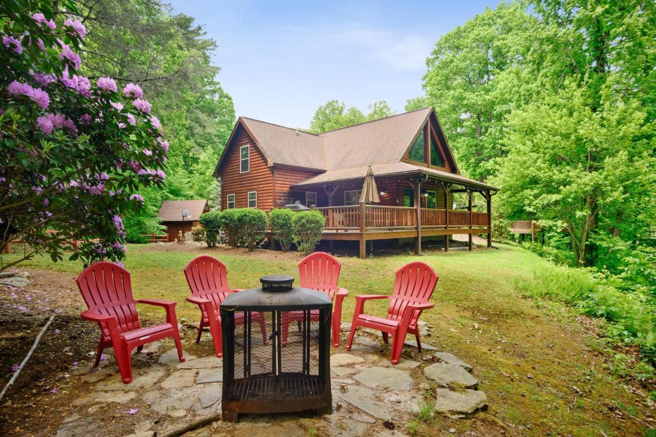 Tree Top Lodge - Gorgeous Lake Cabin With Hot Tub & Magnificent Views Of Forests And Mountains! Cabin Butler 외부 사진