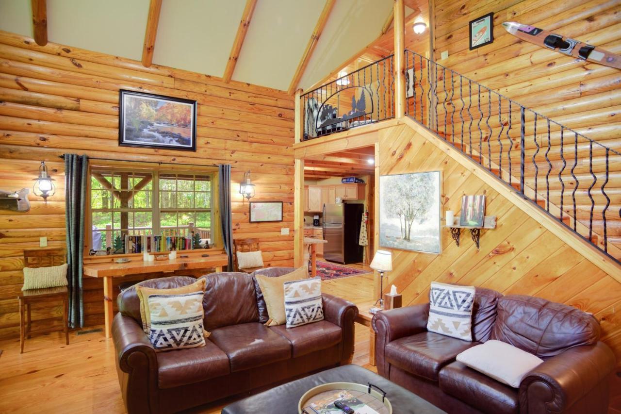 Tree Top Lodge - Gorgeous Lake Cabin With Hot Tub & Magnificent Views Of Forests And Mountains! Cabin Butler 외부 사진