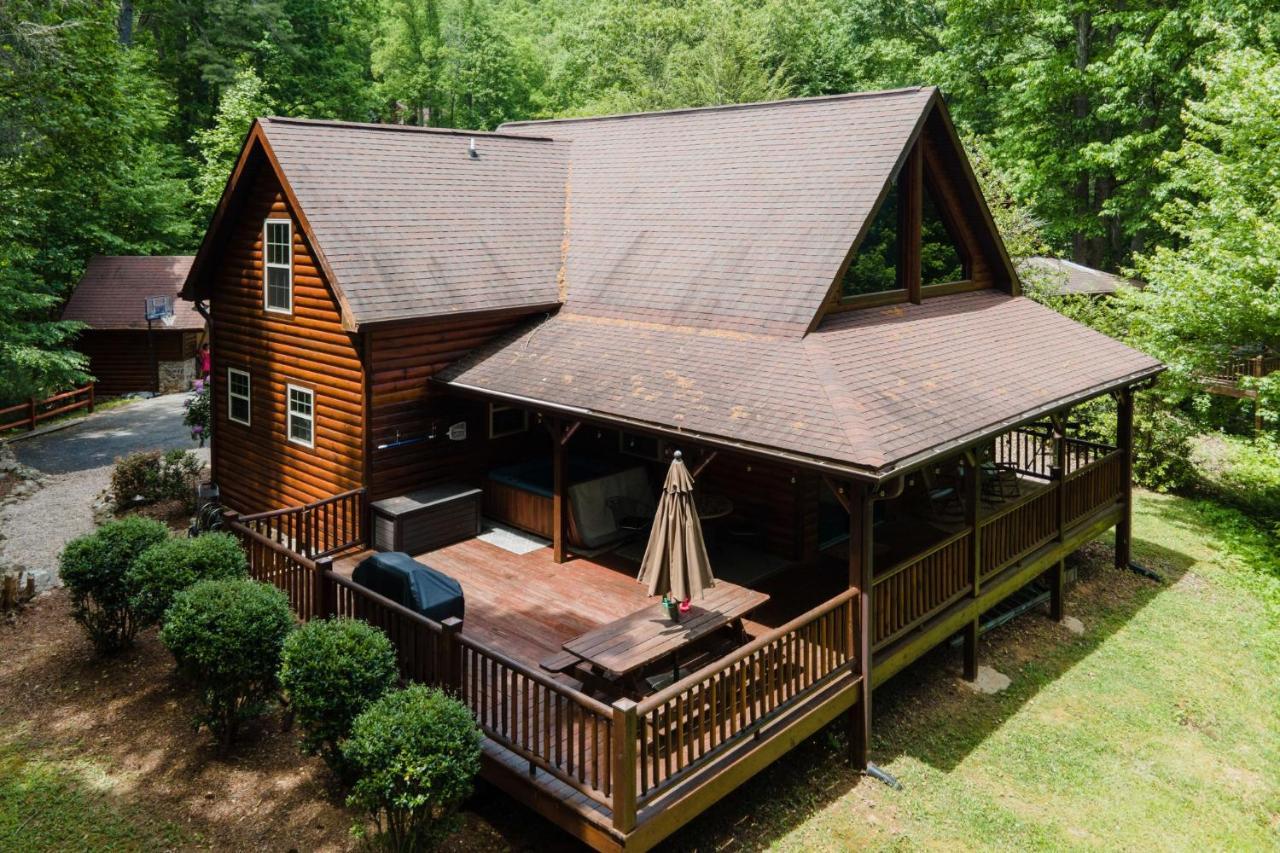 Tree Top Lodge - Gorgeous Lake Cabin With Hot Tub & Magnificent Views Of Forests And Mountains! Cabin Butler 외부 사진