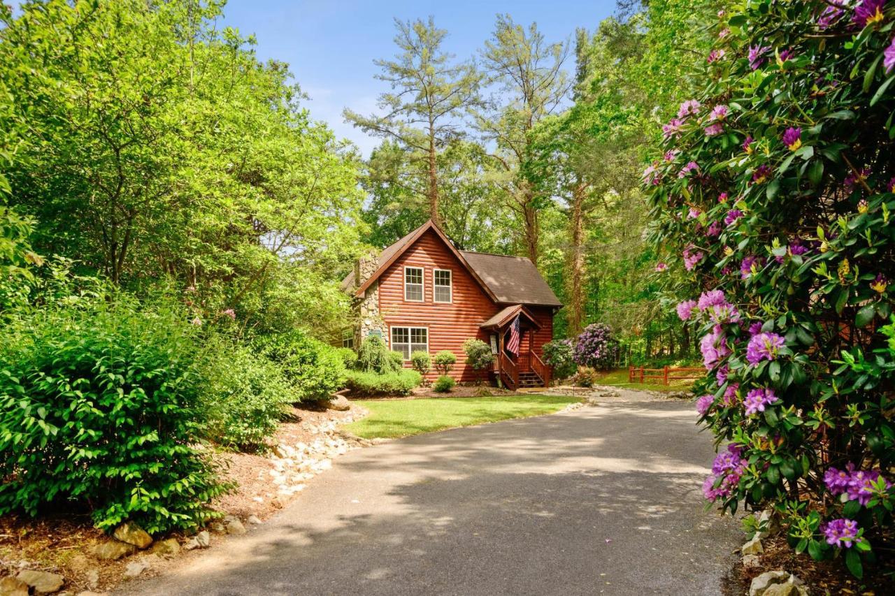 Tree Top Lodge - Gorgeous Lake Cabin With Hot Tub & Magnificent Views Of Forests And Mountains! Cabin Butler 외부 사진