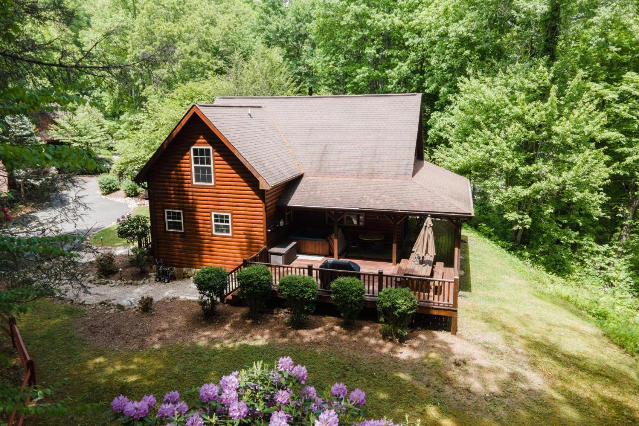 Tree Top Lodge - Gorgeous Lake Cabin With Hot Tub & Magnificent Views Of Forests And Mountains! Cabin Butler 외부 사진