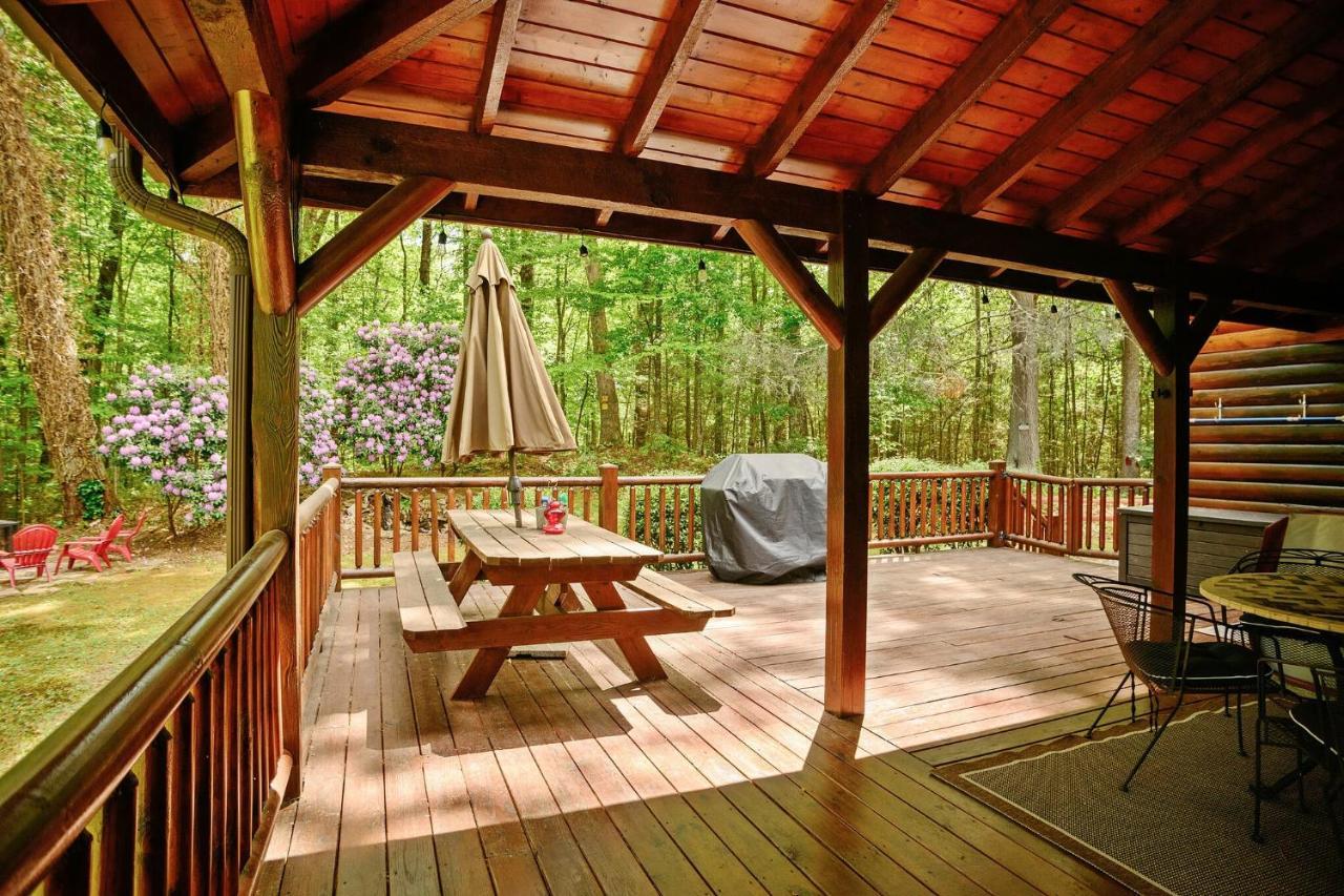Tree Top Lodge - Gorgeous Lake Cabin With Hot Tub & Magnificent Views Of Forests And Mountains! Cabin Butler 외부 사진